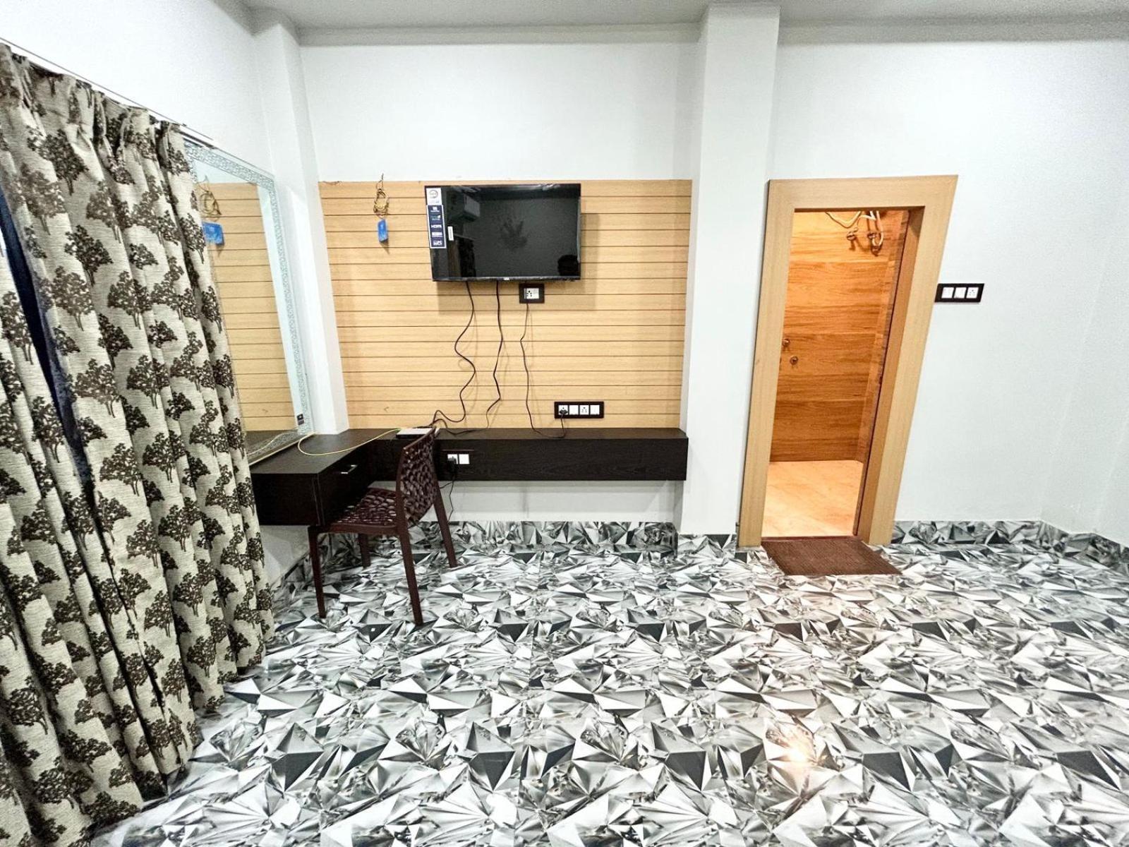 Palli Bangla Resort, Near Ruby Hospital, Anandapur Καλκούτα Εξωτερικό φωτογραφία