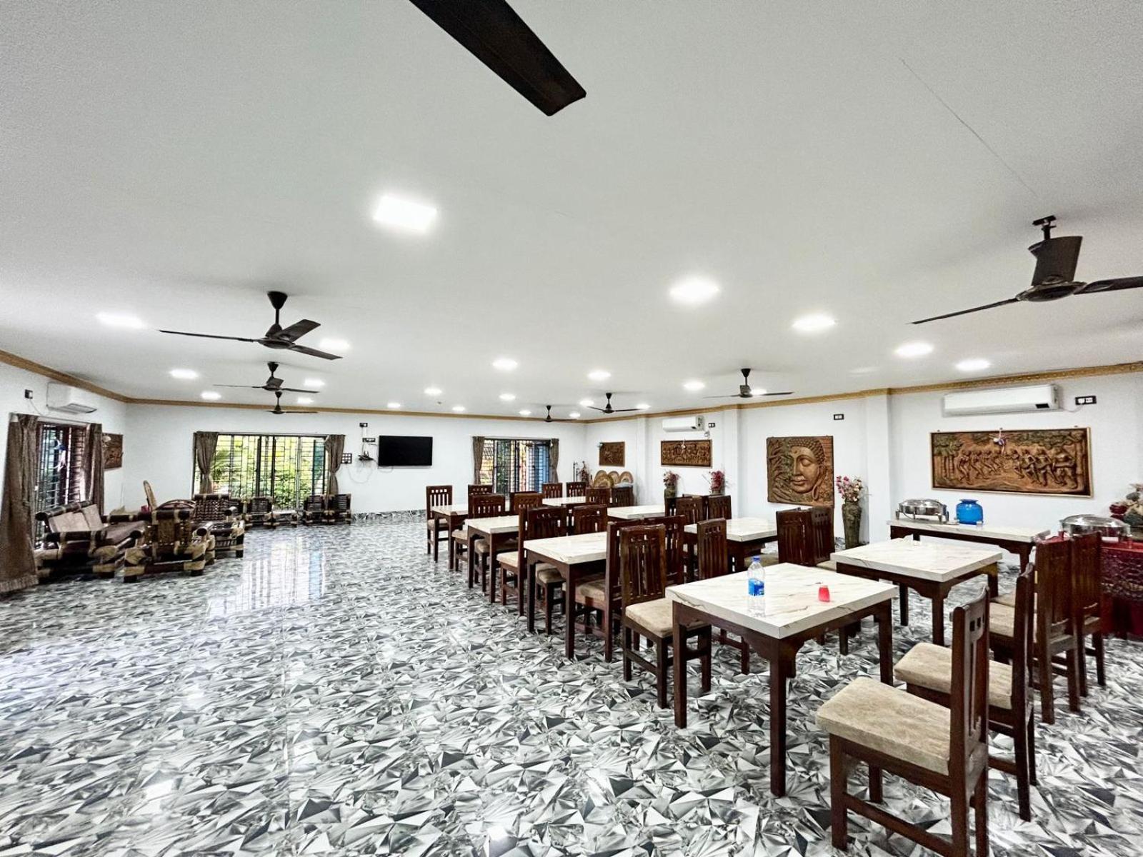 Palli Bangla Resort, Near Ruby Hospital, Anandapur Καλκούτα Εξωτερικό φωτογραφία