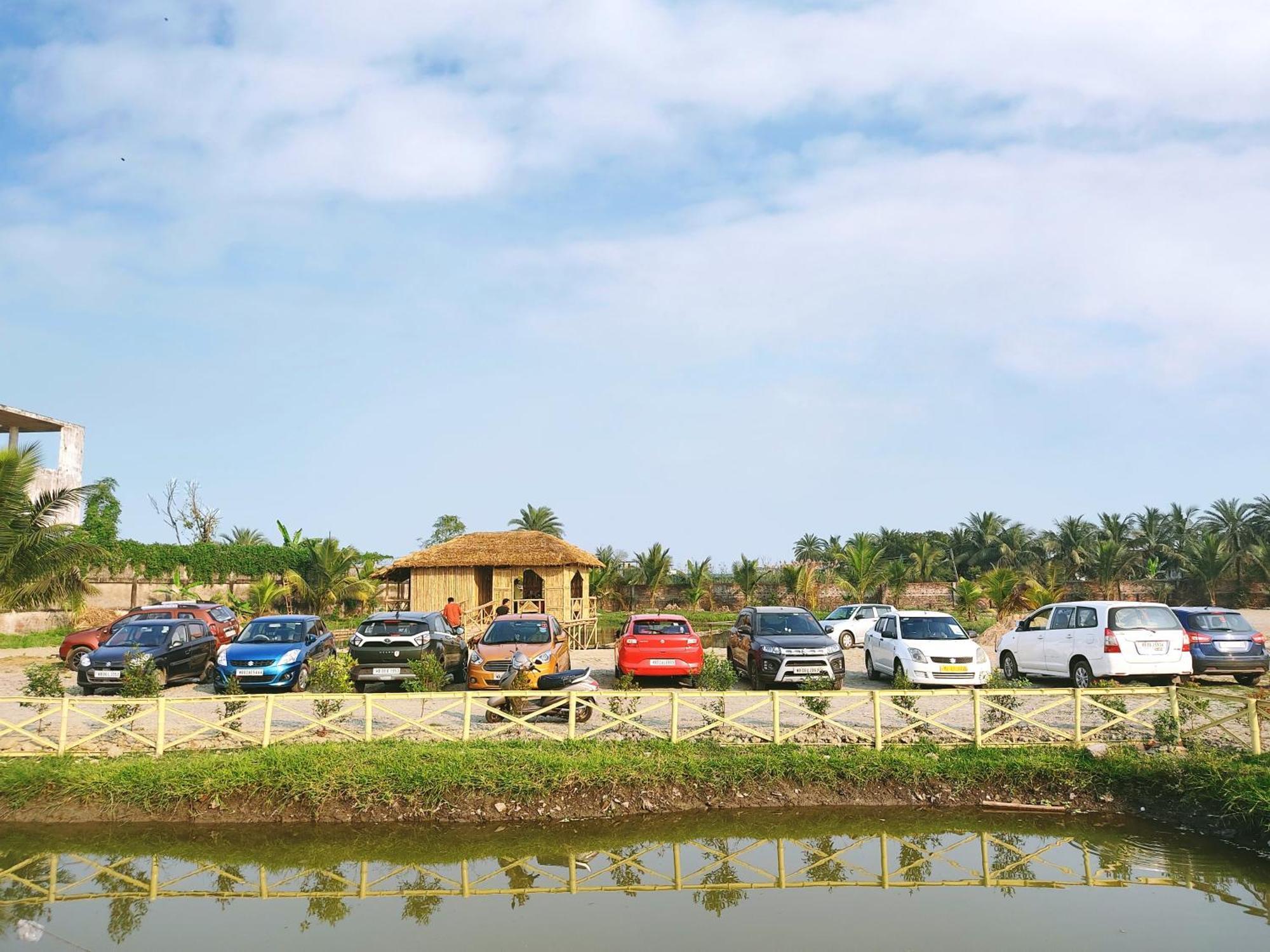 Palli Bangla Resort, Near Ruby Hospital, Anandapur Καλκούτα Εξωτερικό φωτογραφία